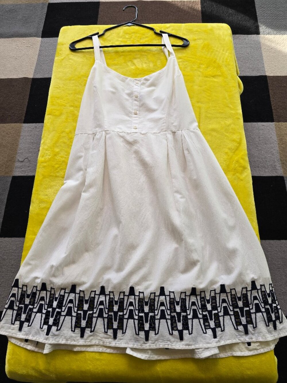 OLD NAVY White dress blue baseline Eyelet mini Cottagecore, BOHO lg